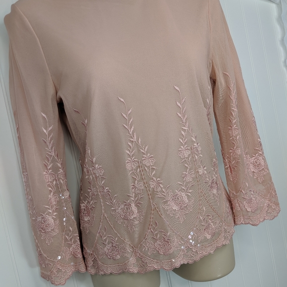 VTG The Limited Embroidered Gauze Mock Neck Top S - Picture 7 of 14